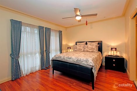Property photo of 1/23 Boldrewood Parade Reservoir VIC 3073