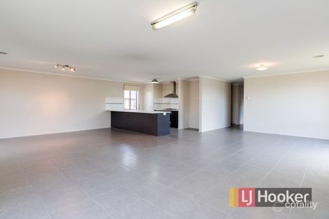 Property photo of 13 Myhaven Circuit Carrum Downs VIC 3201