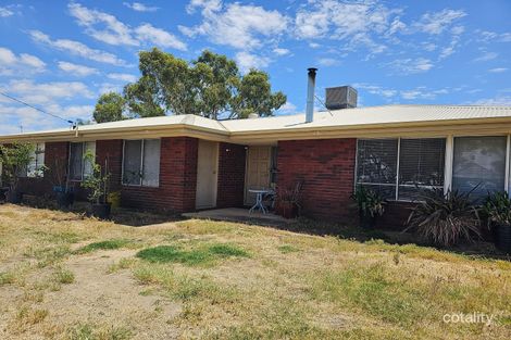 61 Forrest St, Kellerberrin, WA 6410