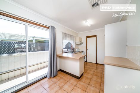 Property photo of 1/14 Canola Place Estella NSW 2650