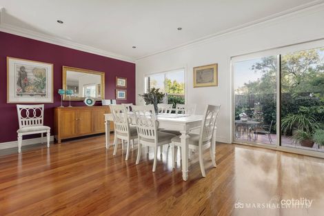 Property photo of 2/8 Garden Road Camberwell VIC 3124