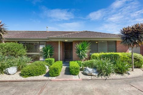 2/8 Van Ness Ave, Mornington, VIC 3931