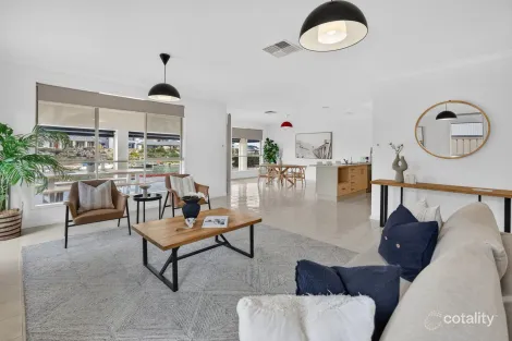 7 Blanche Pde, Hindmarsh Island, SA 5214