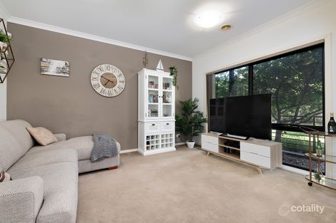 Property photo of 6 Cascade Walk Macleod VIC 3085