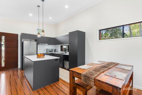 Property photo of 16 Nyoka Court Elanora QLD 4221