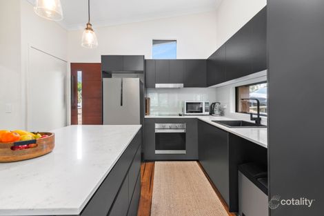 Property photo of 16 Nyoka Court Elanora QLD 4221