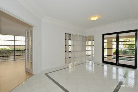Property photo of 27 Ash Grove Duncraig WA 6023