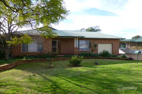 42 Brolgan Rd, Parkes, NSW 2870