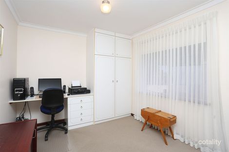 Property photo of 18 Noranda Place Noranda WA 6062