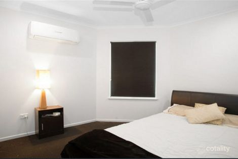 Property photo of 22 Lancaster Way Ooralea QLD 4740