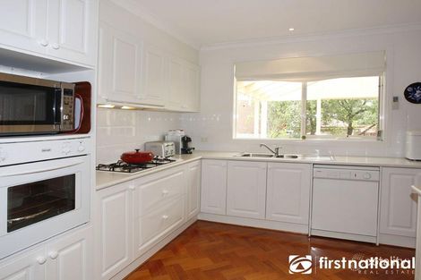 Property photo of 8 Buxton Mews Berwick VIC 3806