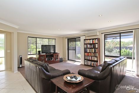 Property photo of 32 Cottonwood Chase Fletcher NSW 2287