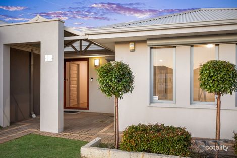 Property photo of 29 Passendale Crescent Piara Waters WA 6112