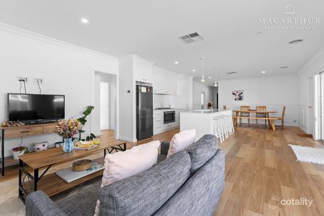 Property photo of 68 Jumbuck Drive Gobbagombalin NSW 2650