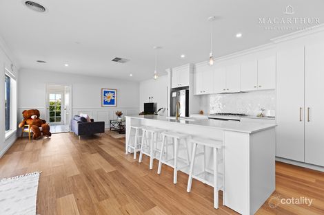 68 Jumbuck Dr, Gobbagombalin, NSW 2650