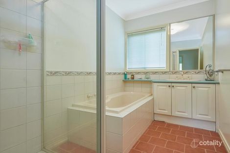 Property photo of 1 Huon Pine Court Upper Ferntree Gully VIC 3156