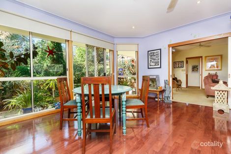 Property photo of 4 Fabian Place Sale VIC 3850