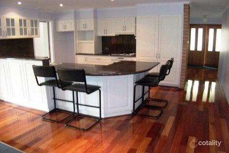 10 Bundara Cl, Little Grove, WA 6330