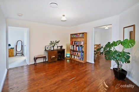 Property photo of 9 Rivergum Place Hillside VIC 3037