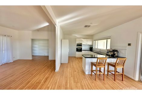 Property photo of 51 Grove Road Wamberal NSW 2260