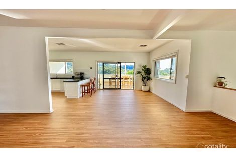 Property photo of 51 Grove Road Wamberal NSW 2260