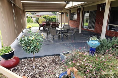 61-63 East St, Howlong, NSW 2643