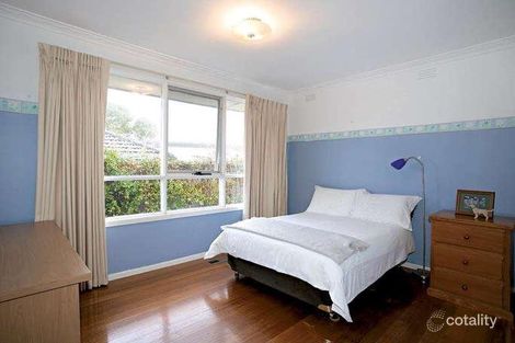 Property photo of 17 Pine Crescent Aspendale VIC 3195