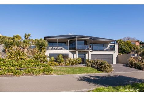 16 Macrobertsons Tce, Claremont, TAS 7011
