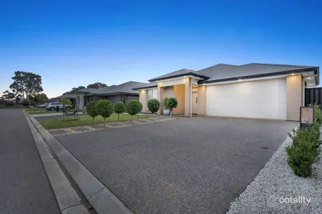Property photo of 12 Antonio Circuit Angle Vale SA 5117