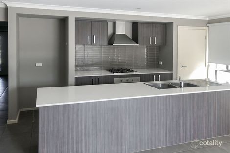 Property photo of 43 Paramount Boulevard Wyndham Vale VIC 3024