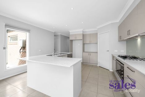 Property photo of 19 Dakota Street Officer VIC 3809