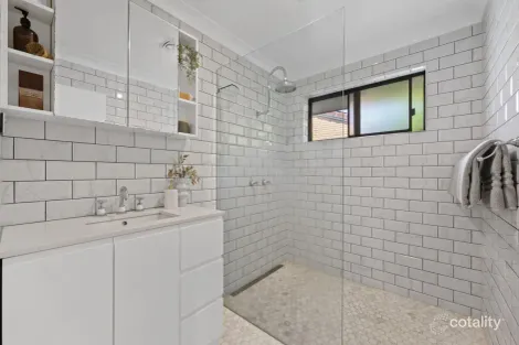 Property photo of 21 Baroona Road Bray Park QLD 4500