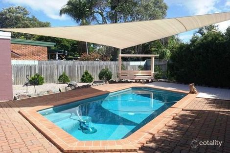 Property photo of 18 Anchor Court Banksia Beach QLD 4507