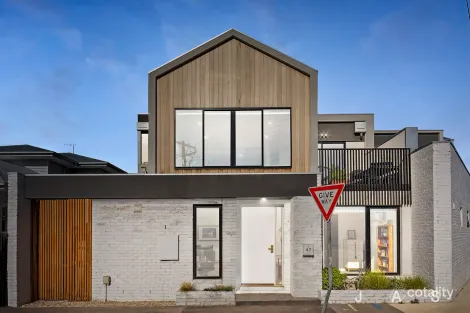 57 Alexander St, Seddon, VIC 3011