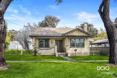 54 Reginald St, Quarry Hill, VIC 3550