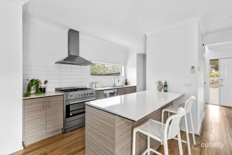 Property photo of 82 Armstrong Boulevard Mount Duneed VIC 3217