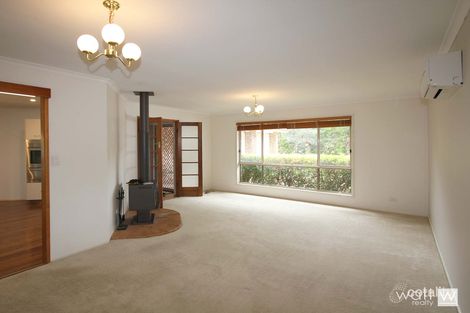 Property photo of 18 Kinross Place Ferny Grove QLD 4055
