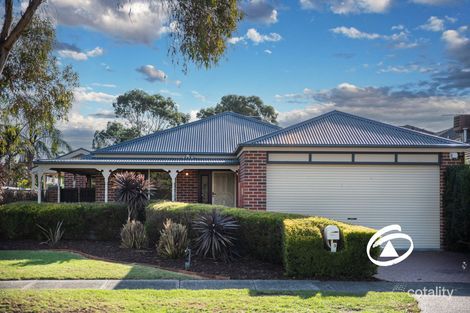 3 Spring Water Cres, Cranbourne, VIC 3977