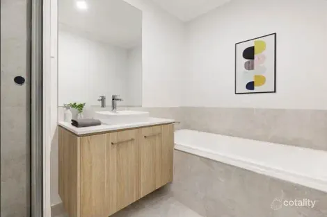 Property photo of 98 Holyoake Parade Manor Lakes VIC 3024
