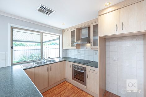 Property photo of 6 Veart Court Woodcroft SA 5162