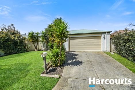 Property photo of 2 Oakmont Place Cranbourne West VIC 3977