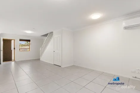 Property photo of 5/55 Wellington Street Coorparoo QLD 4151