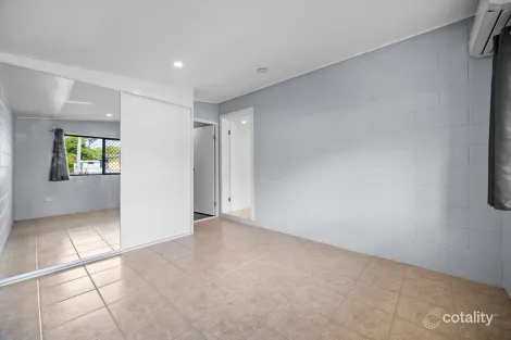 Property photo of 2 Karen Close Woree QLD 4868