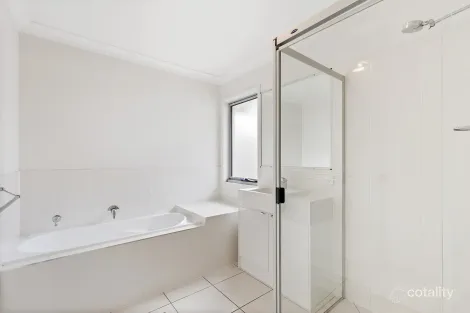 Property photo of 26 Carlin Street Glenvale QLD 4350