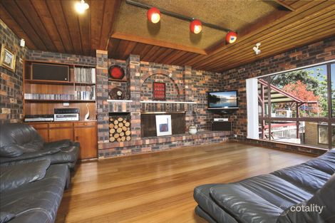 Property photo of 2 Hilltop Avenue Wollongong NSW 2500