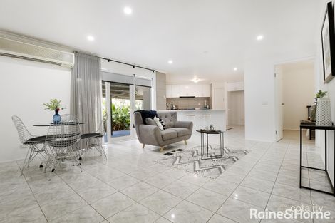 Property photo of 34 Ravenhill Boulevard Roxburgh Park VIC 3064