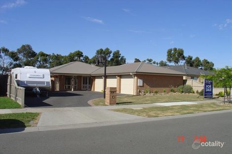 Property photo of 19 Tantallon Boulevard Beaconsfield VIC 3807