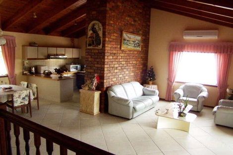 Property photo of 3 Beauty Point Drive Robina QLD 4226