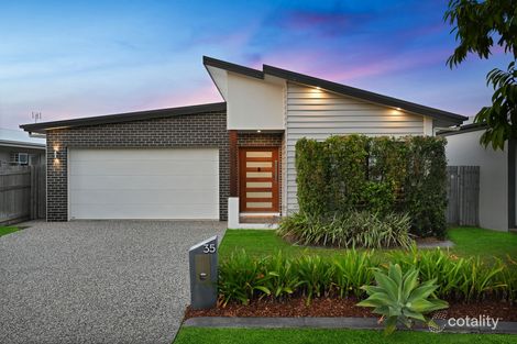 Property photo of 35 Roosevelt Loop Mount Louisa QLD 4814