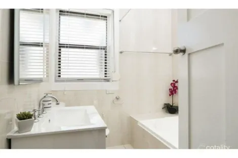 Property photo of 38 Third Avenue North Warrawong NSW 2502